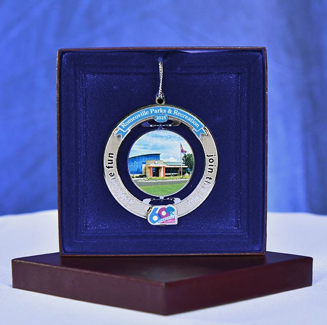 2025 Ornament in Box